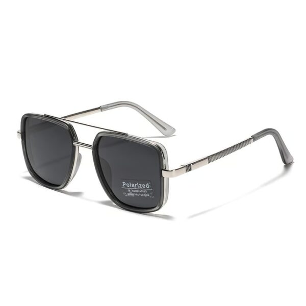 Lightweight and durable, Retro Square Flat Top Sunglasses are perfect for daily wear and outdoor adventures.